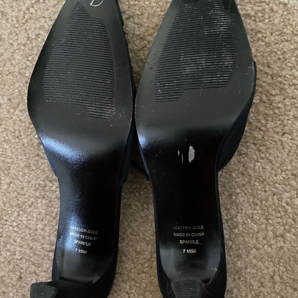 Lord & Taylor - Picture 3 of 3